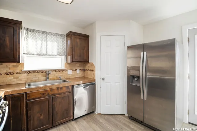 303 Discovery Kyle, TX 78640