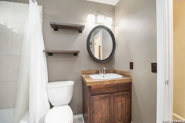 303 Discovery Kyle, TX 78640