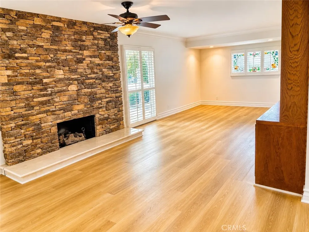 6414 E Willow Long Beach, CA 90815