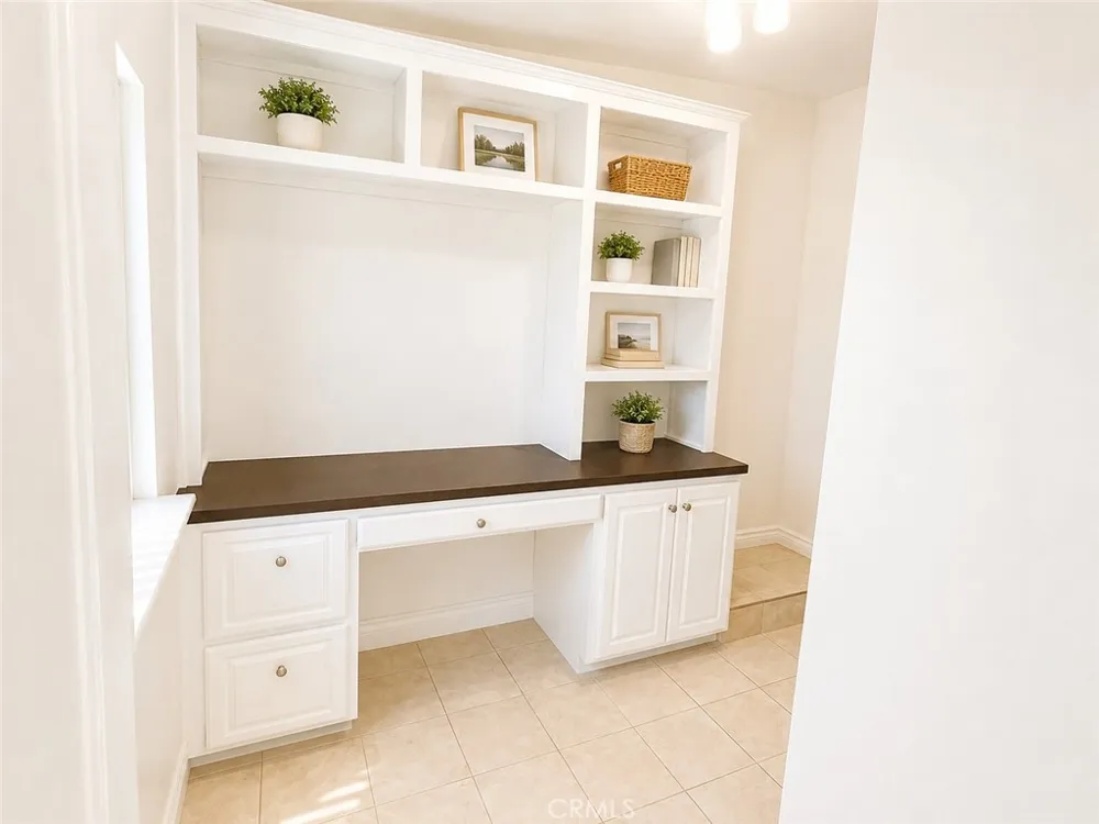 6414 E Willow Long Beach, CA 90815