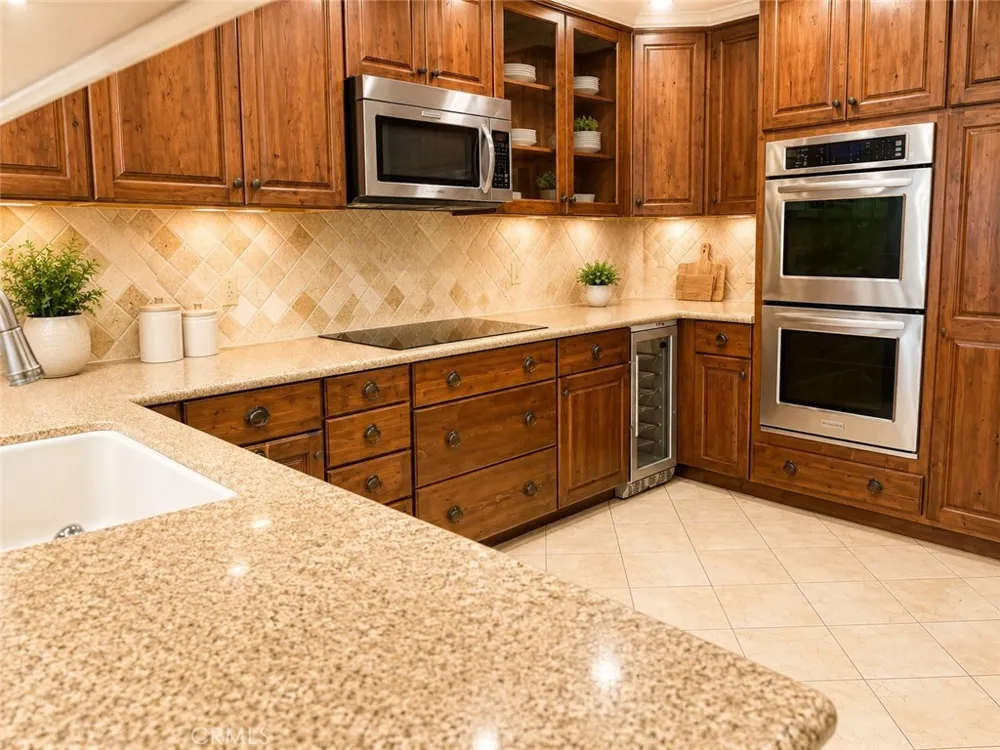 6414 E Willow Long Beach, CA 90815