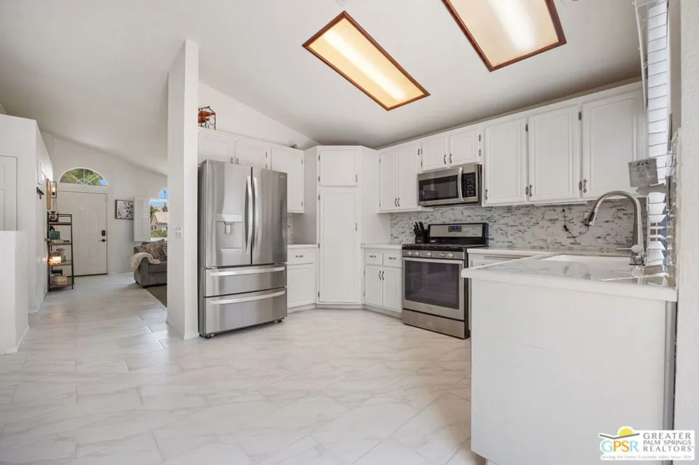 69709 Rochester Road Cathedral City, CA 92234