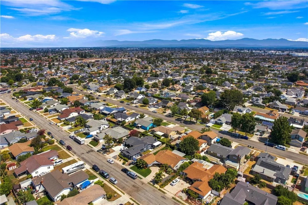 6222 Chickasaw Dr Westminster, CA 92683