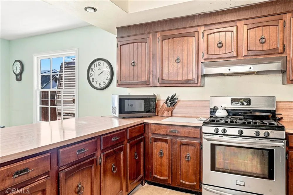 6222 Chickasaw Dr Westminster, CA 92683