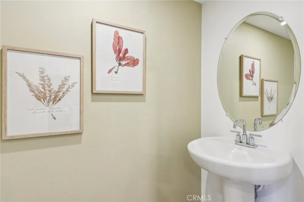 15587 April Dawn Way #2 Fontana, CA 92336