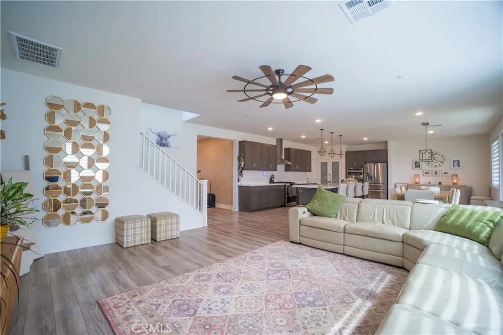 35323 Orchard Trail Fallbrook, CA 92028