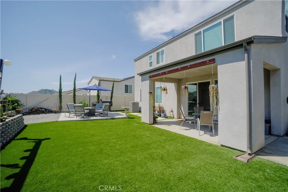 35323 Orchard Trail Fallbrook, CA 92028