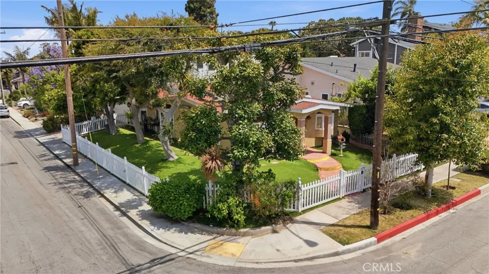 926 Rowell Avenue Manhattan Beach, CA 90266