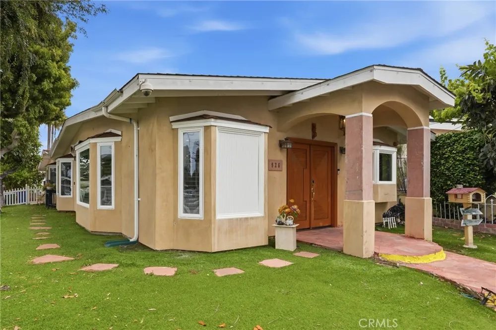 926 Rowell Avenue Manhattan Beach, CA 90266