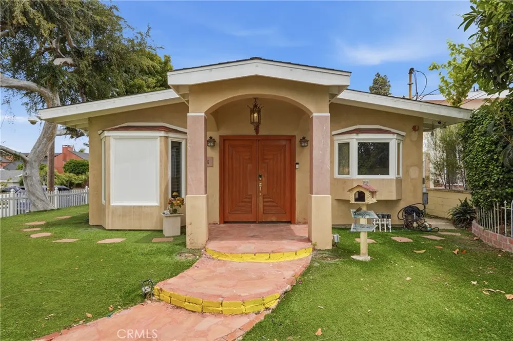 926 Rowell Avenue Manhattan Beach, CA 90266