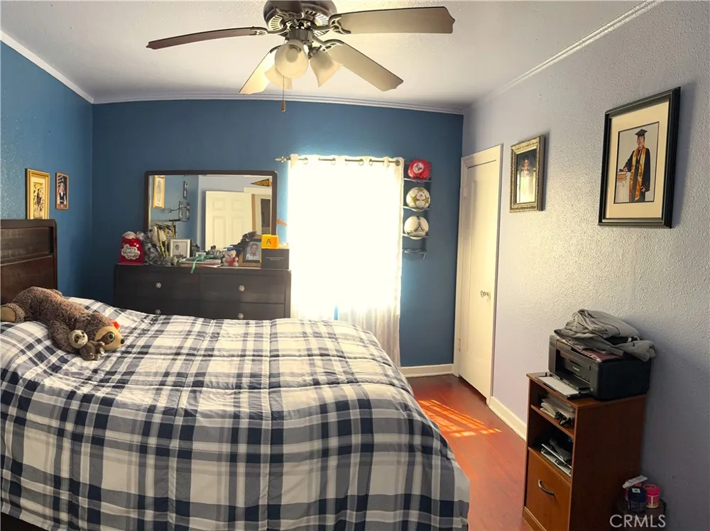 3425 Walnut Huntington Park, CA 90255
