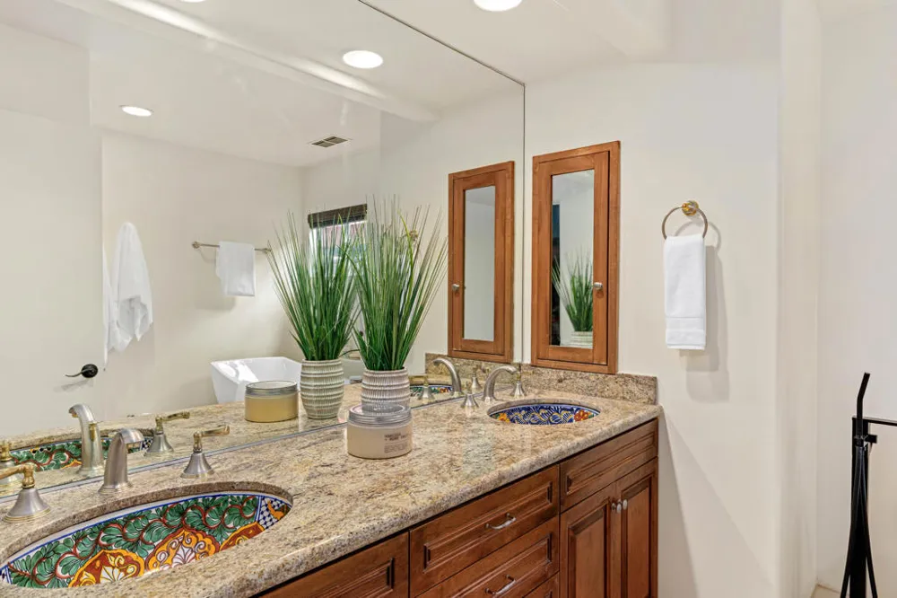2917 Cervantes Court Palm Springs, CA 92264