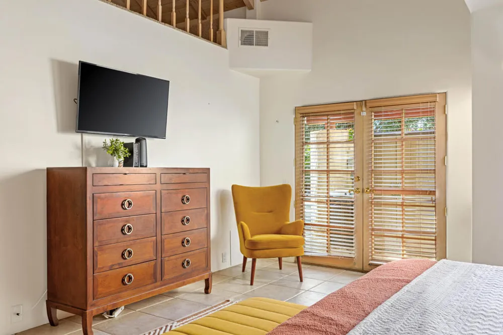 2917 Cervantes Court Palm Springs, CA 92264