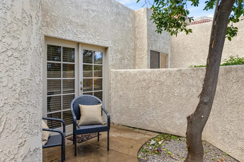 2917 Cervantes Court Palm Springs, CA 92264