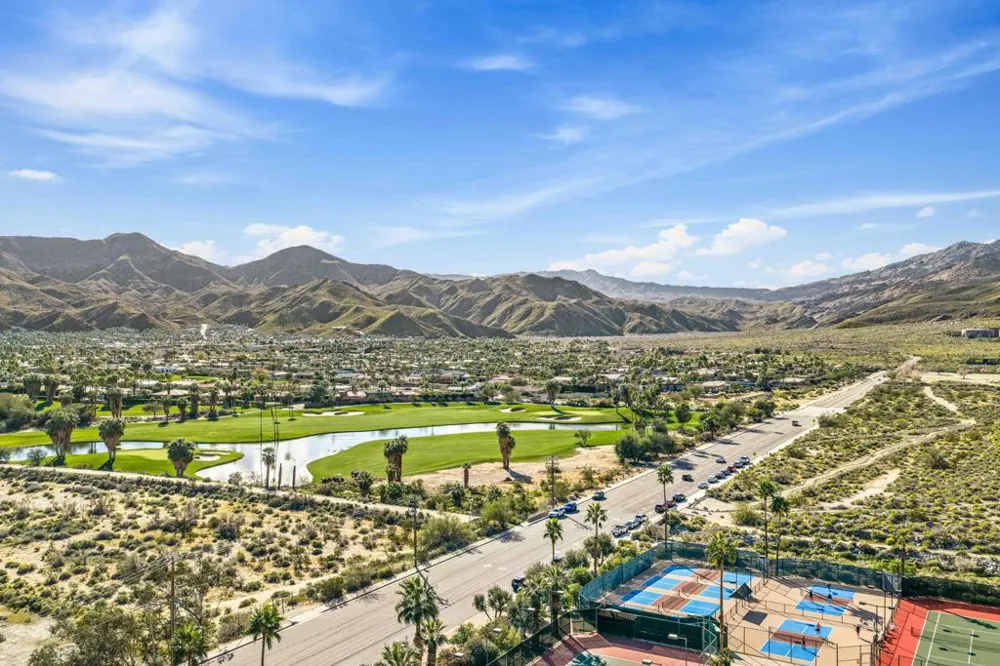 2917 Cervantes Court Palm Springs, CA 92264