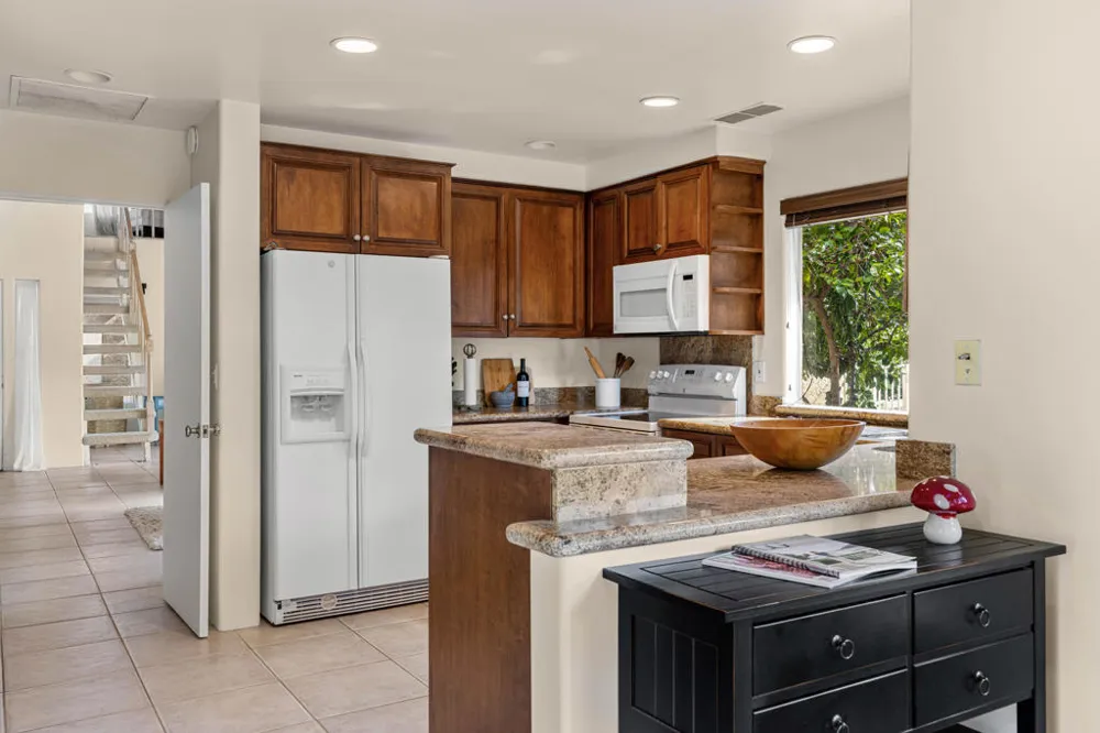 2917 Cervantes Court Palm Springs, CA 92264