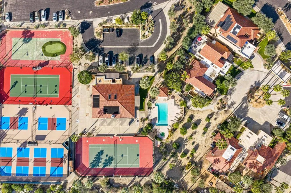 2917 Cervantes Court Palm Springs, CA 92264