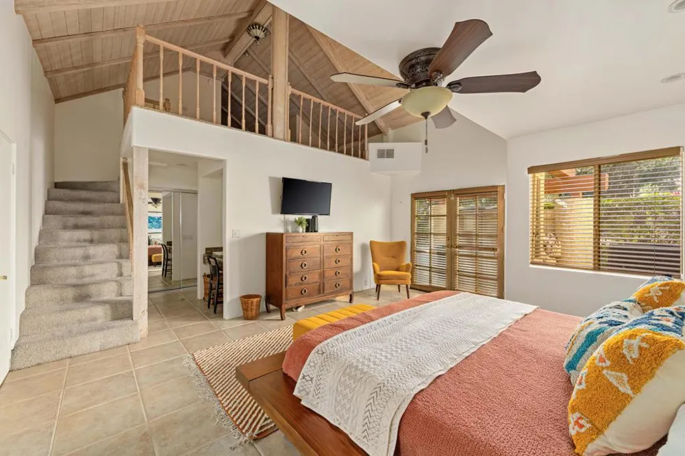 2917 Cervantes Court Palm Springs, CA 92264