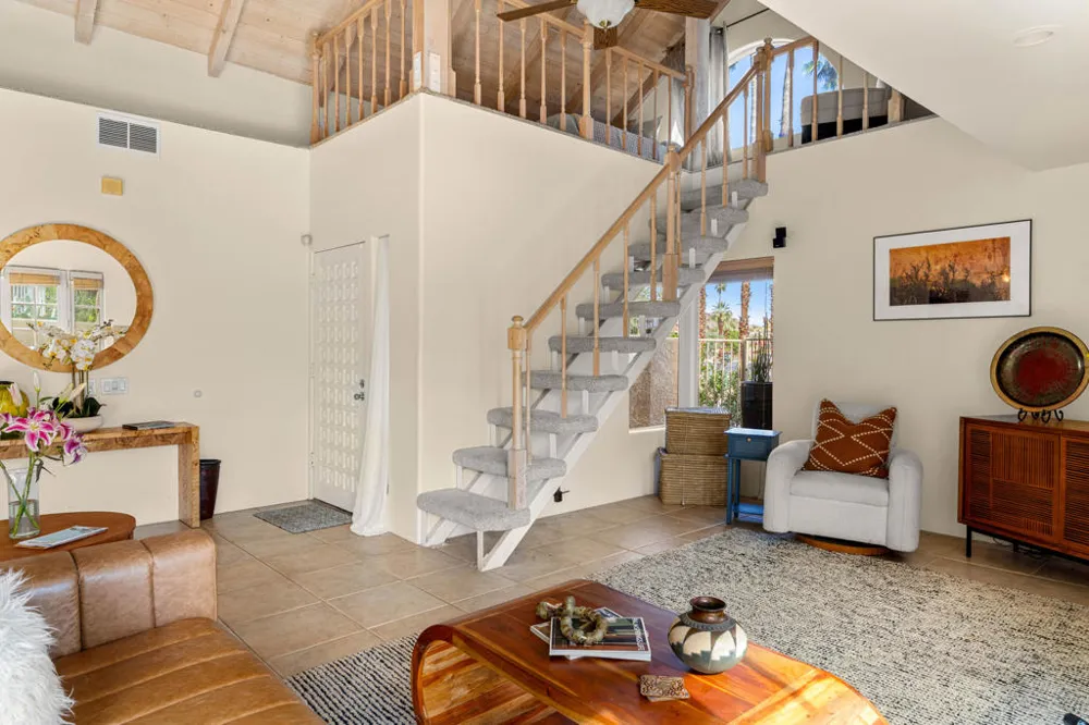 2917 Cervantes Court Palm Springs, CA 92264
