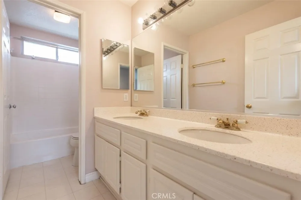 14136 Visions Drive La Mirada, CA 90638