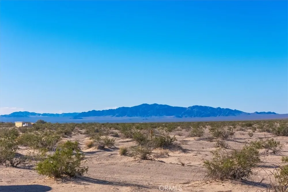 84753 Eddie Albert 29 Palms, CA 92277