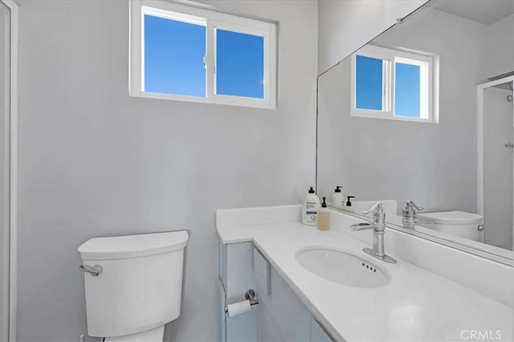 84753 Eddie Albert 29 Palms, CA 92277