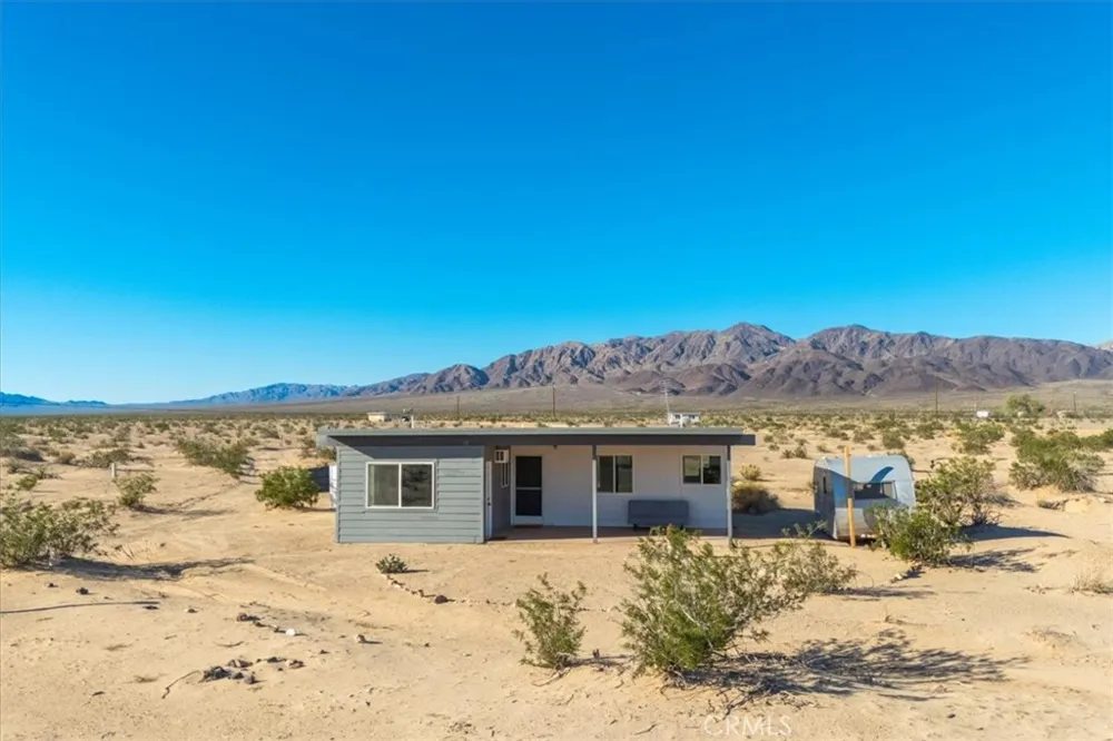 84753 Eddie Albert 29 Palms, CA 92277