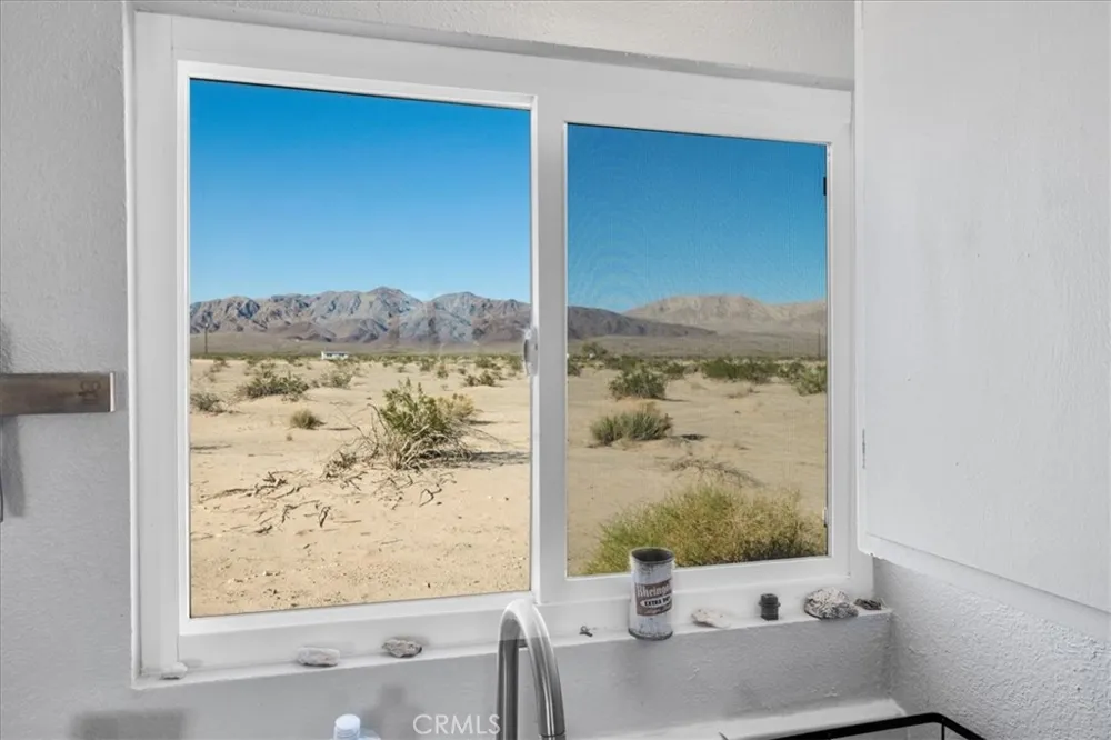 84753 Eddie Albert 29 Palms, CA 92277