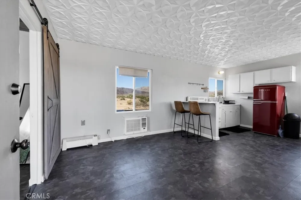 84753 Eddie Albert 29 Palms, CA 92277