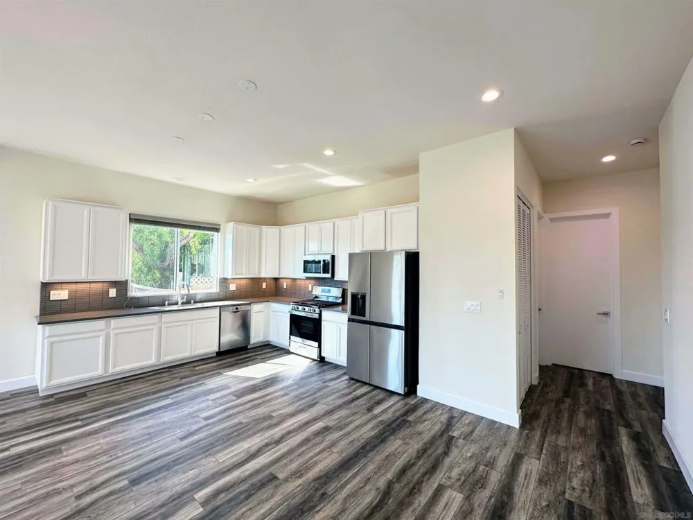 426 Sloane Ave San Diego, CA 92103