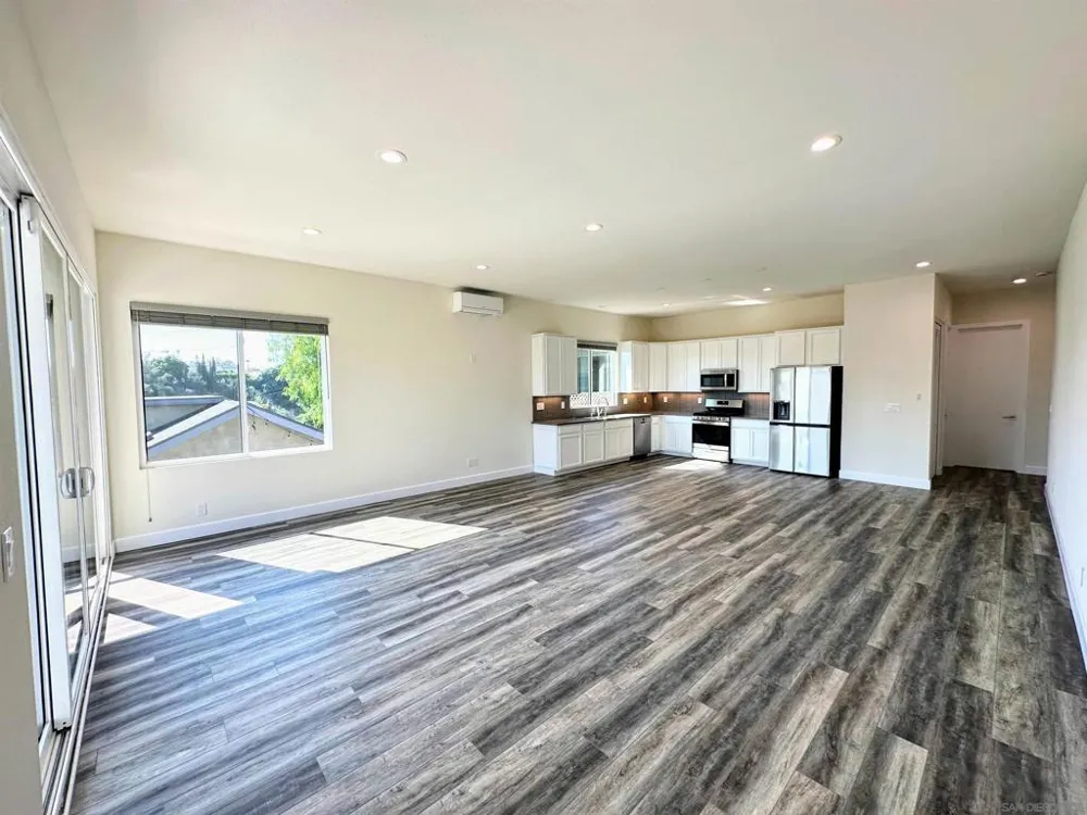 426 Sloane Ave San Diego, CA 92103