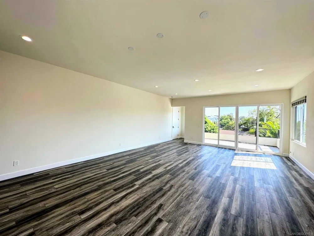 426 Sloane Ave San Diego, CA 92103