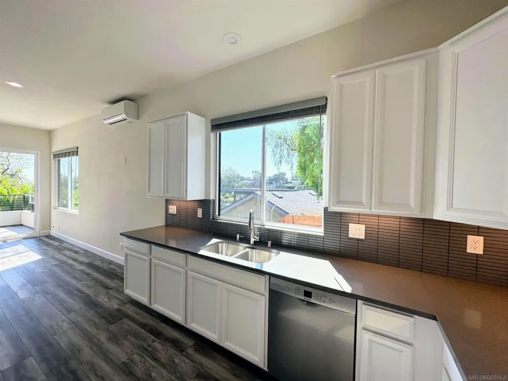 426 Sloane Ave San Diego, CA 92103