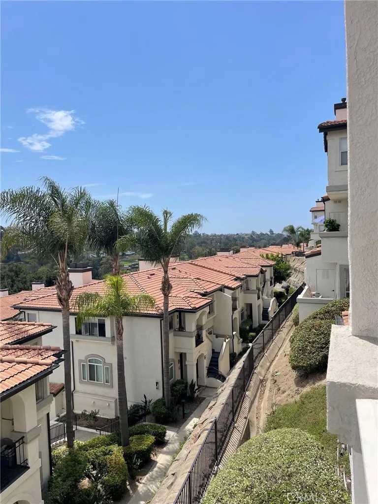 30902 Clubhouse Drive #17F Laguna Niguel, CA 92677