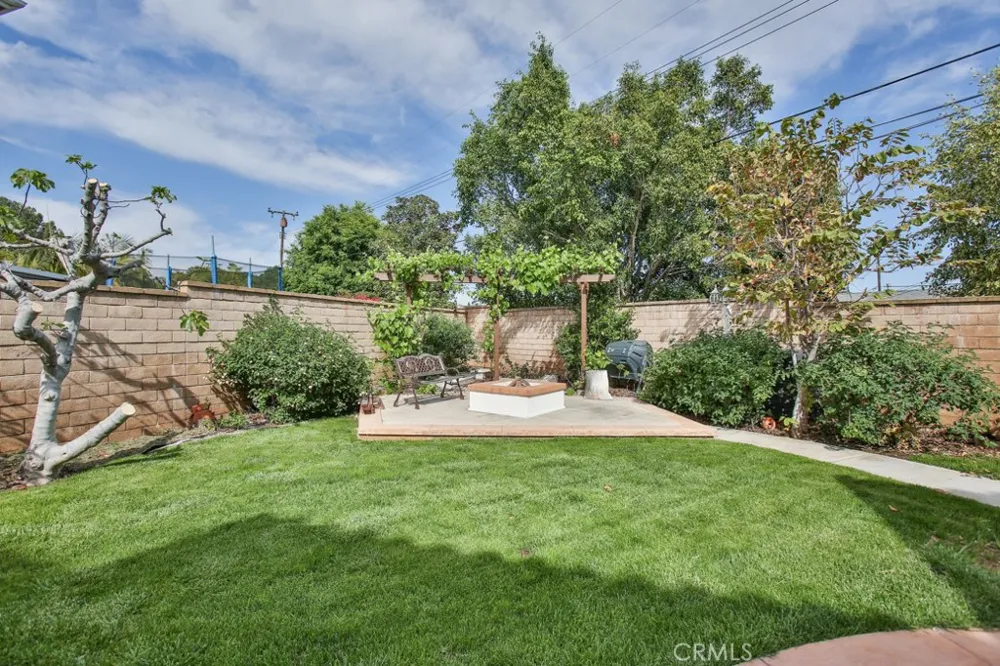 4486 Southern Pointe Lane Yorba Linda, CA 92886
