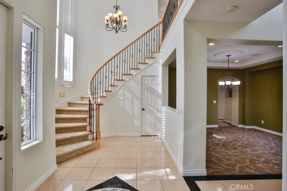 4486 Southern Pointe Lane Yorba Linda, CA 92886