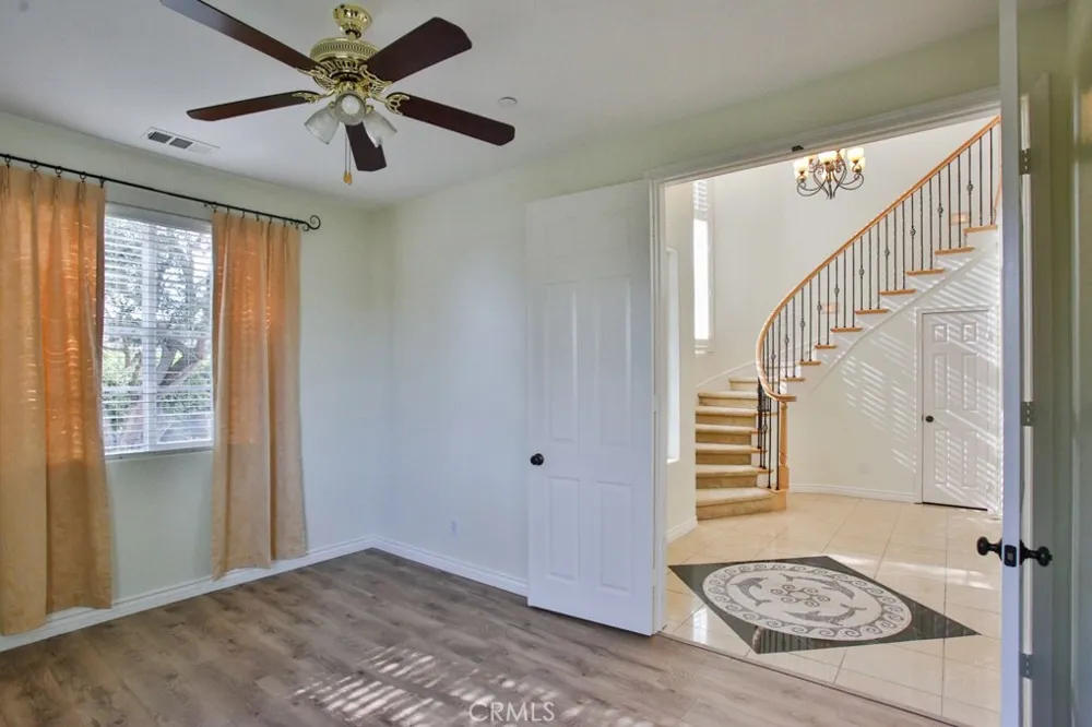 4486 Southern Pointe Lane Yorba Linda, CA 92886