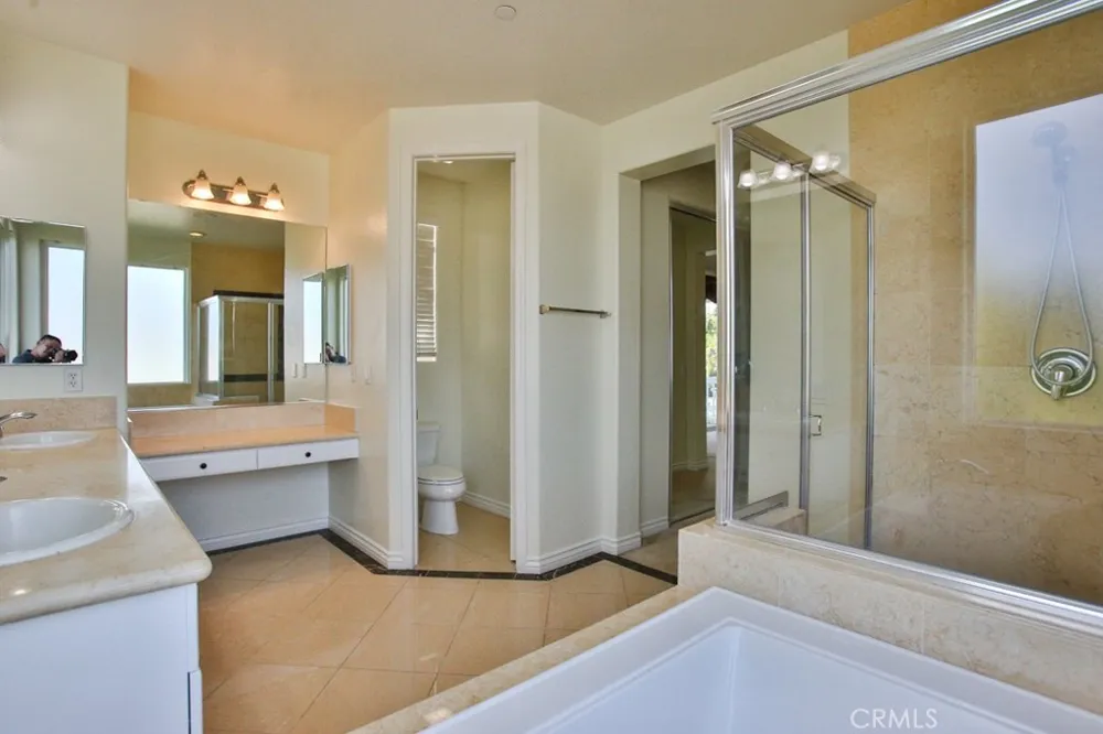4486 Southern Pointe Lane Yorba Linda, CA 92886