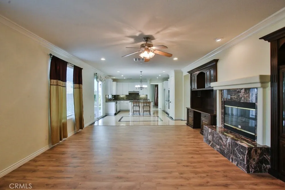 4486 Southern Pointe Lane Yorba Linda, CA 92886