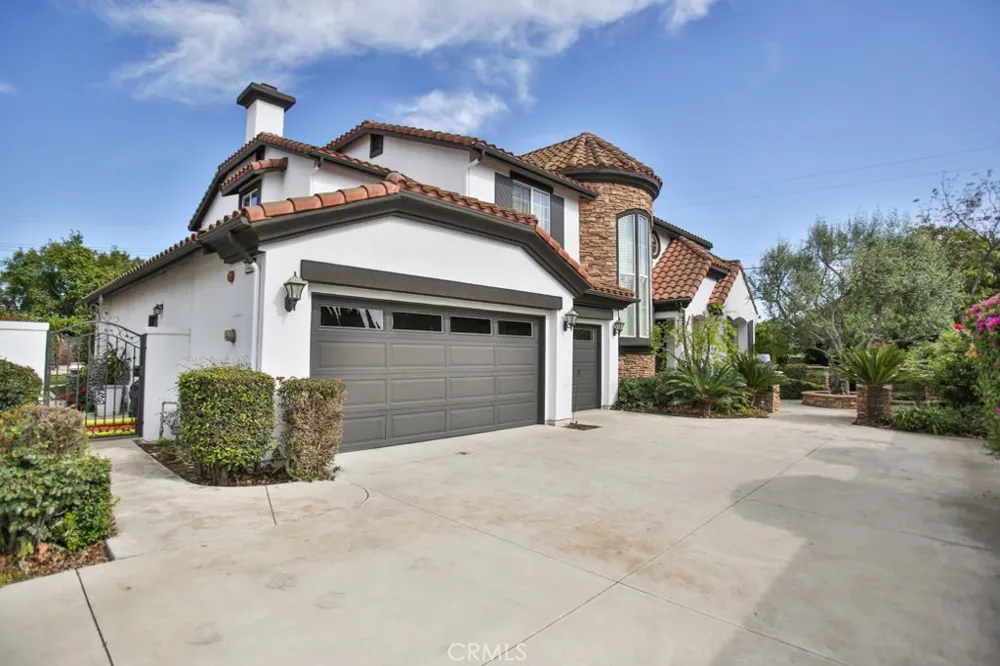 4486 Southern Pointe Lane Yorba Linda, CA 92886