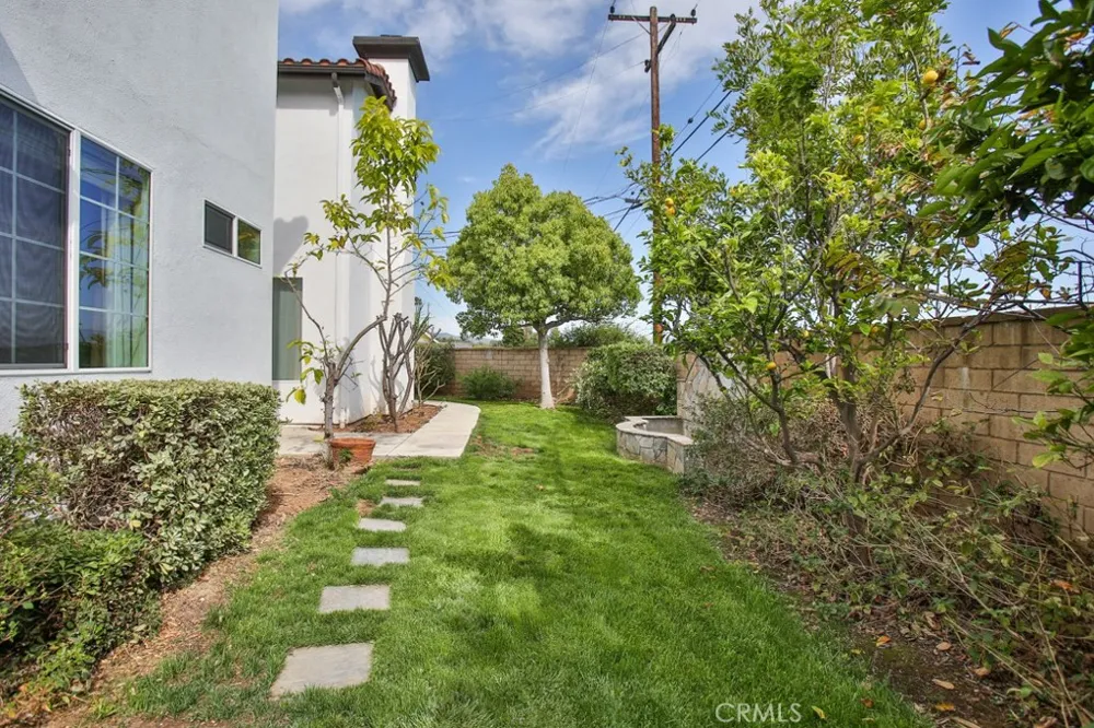 4486 Southern Pointe Lane Yorba Linda, CA 92886