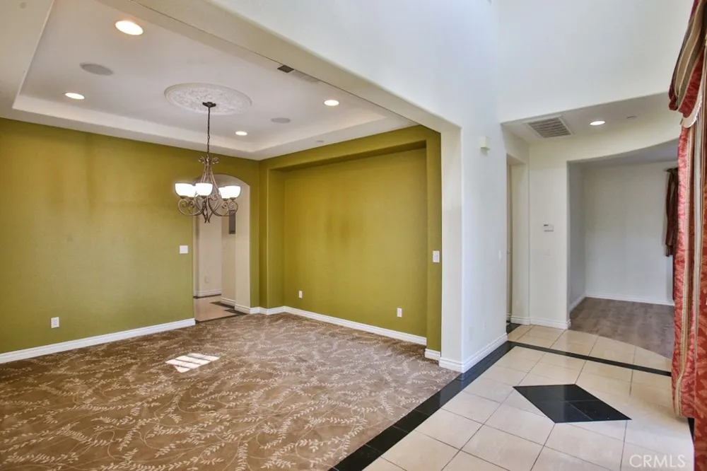 4486 Southern Pointe Lane Yorba Linda, CA 92886