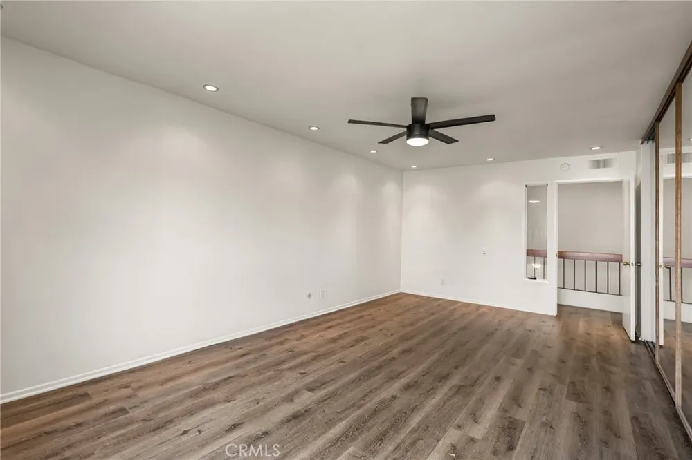 4431 Honeyglen Court Moorpark, CA 93021
