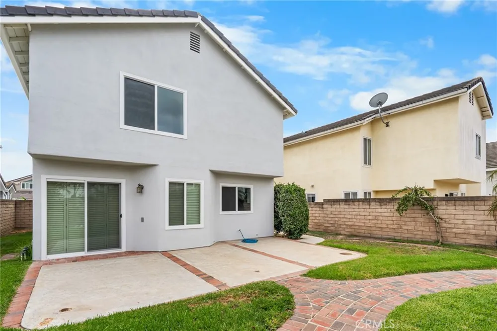 4431 Honeyglen Court Moorpark, CA 93021