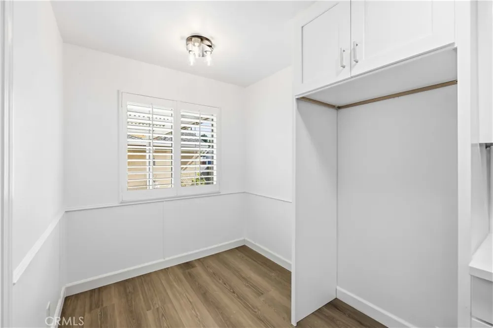 16615 Tupper Street North Hills, CA 91343