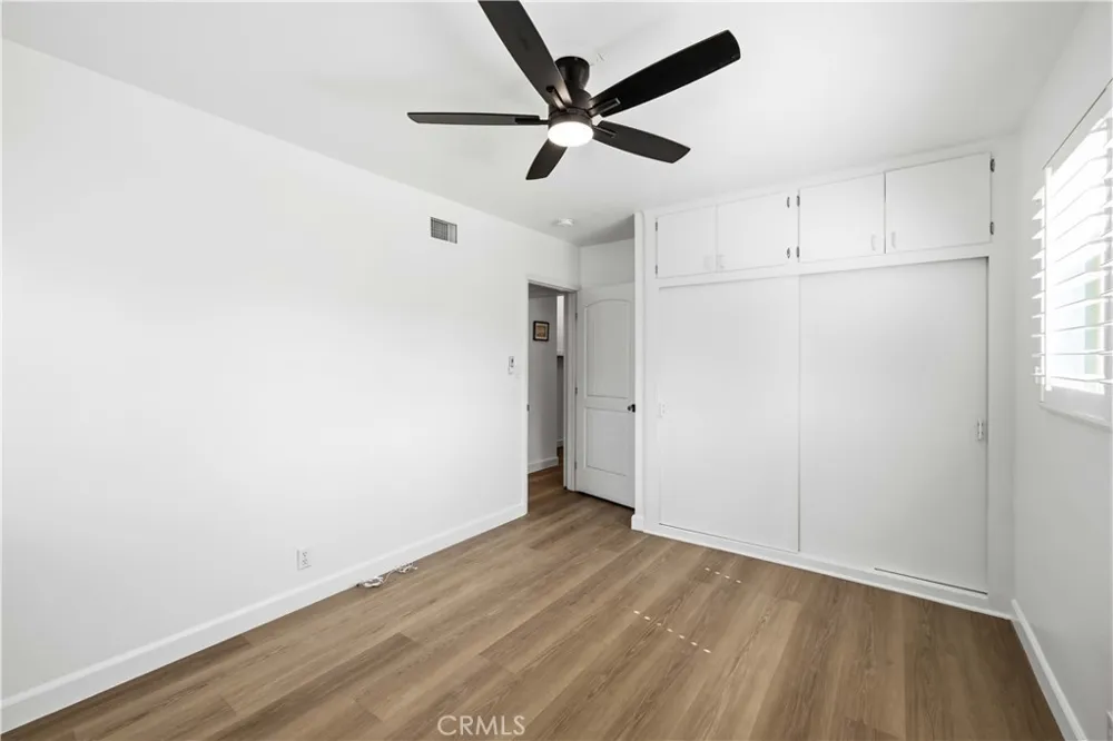 16615 Tupper Street North Hills, CA 91343
