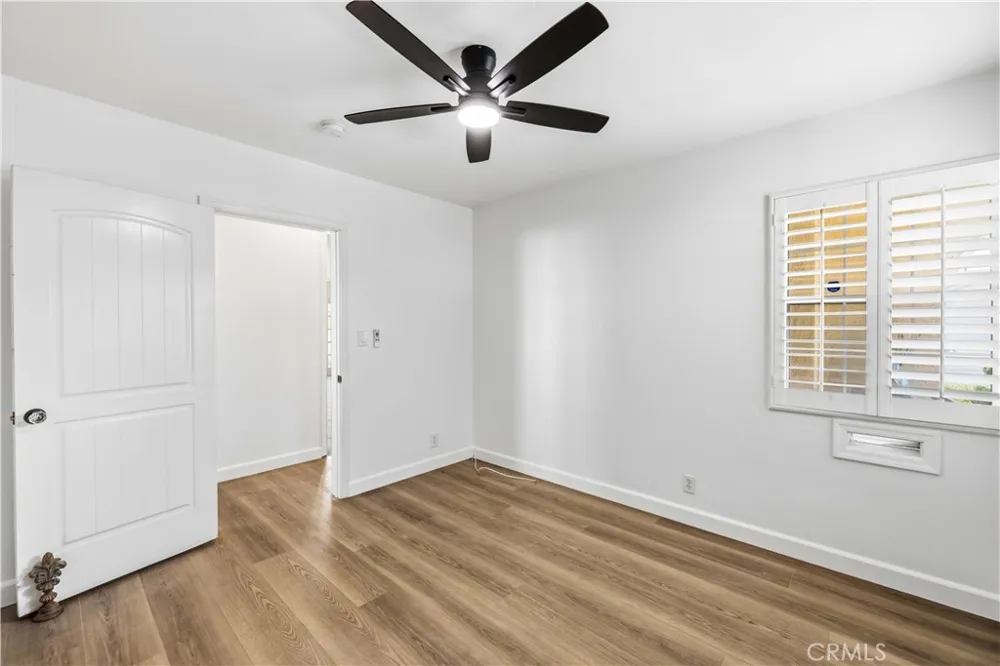 16615 Tupper Street North Hills, CA 91343