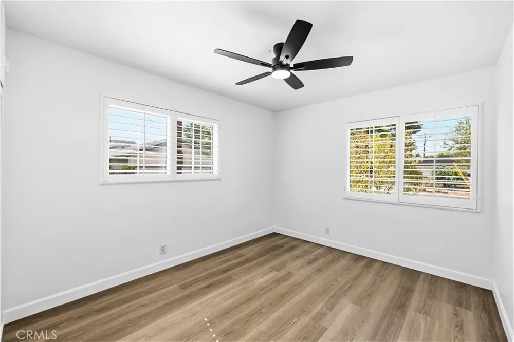 16615 Tupper Street North Hills, CA 91343