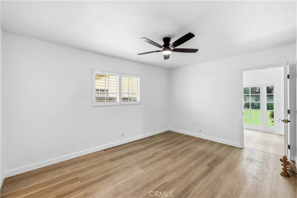 16615 Tupper Street North Hills, CA 91343