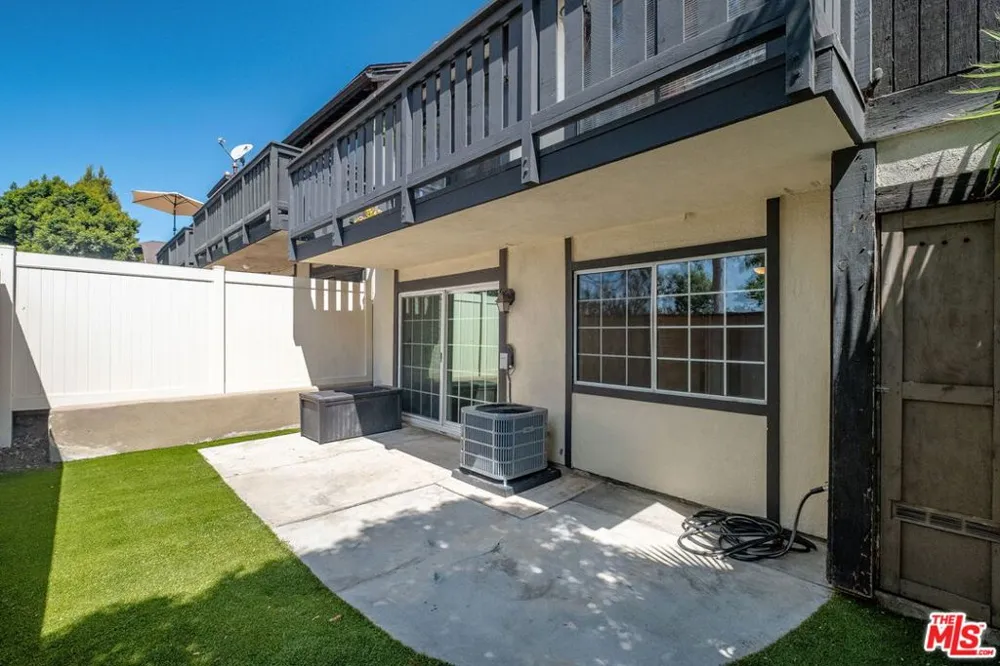 351 S Monte Vista Street #7 La Habra, CA 90631
